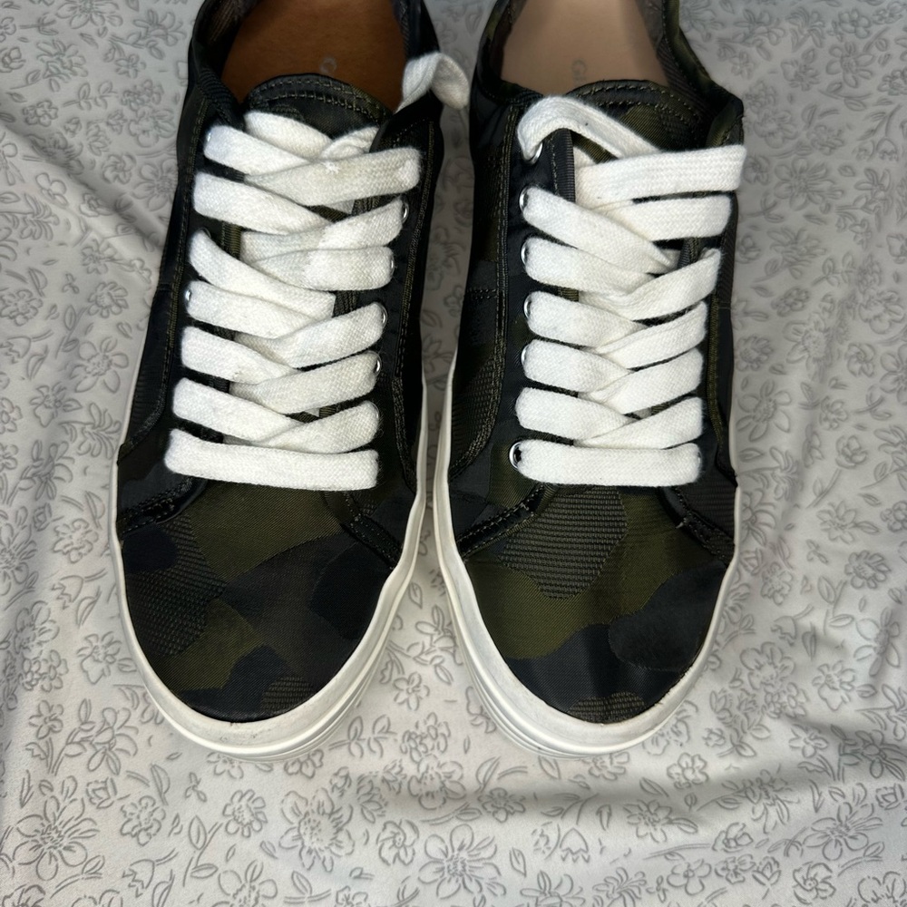Gianni Bini Camouflage Sneakers with White Laces